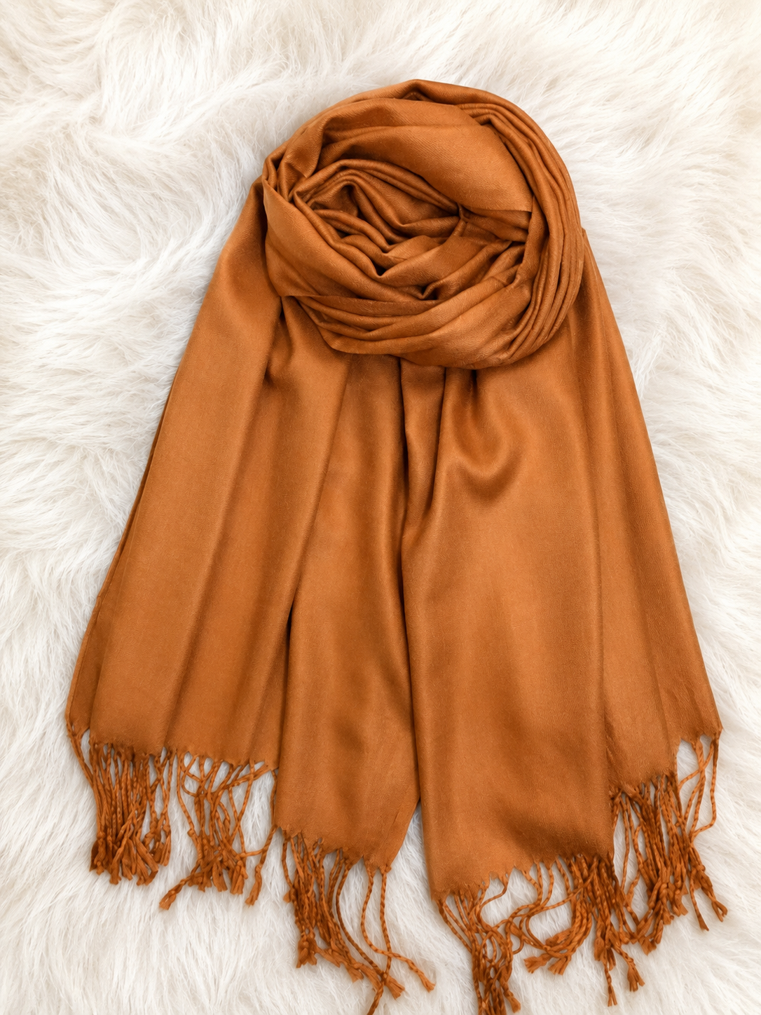 Pashmina Cor Caramelo / bege escuro para usar como xale ou cachecol